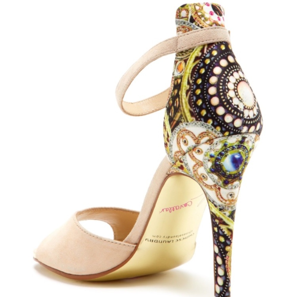 Never Worn Chinese Laundry Heel Sandal